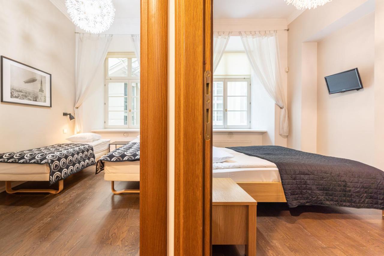 Old Town - Hall Square Apartment Tallin Exterior foto